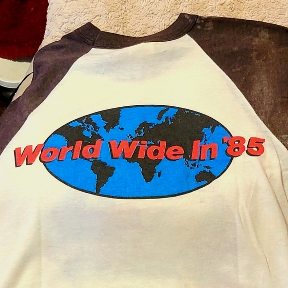 Vintage Bryan Adams Concert T shirt - Picture 2 of 5